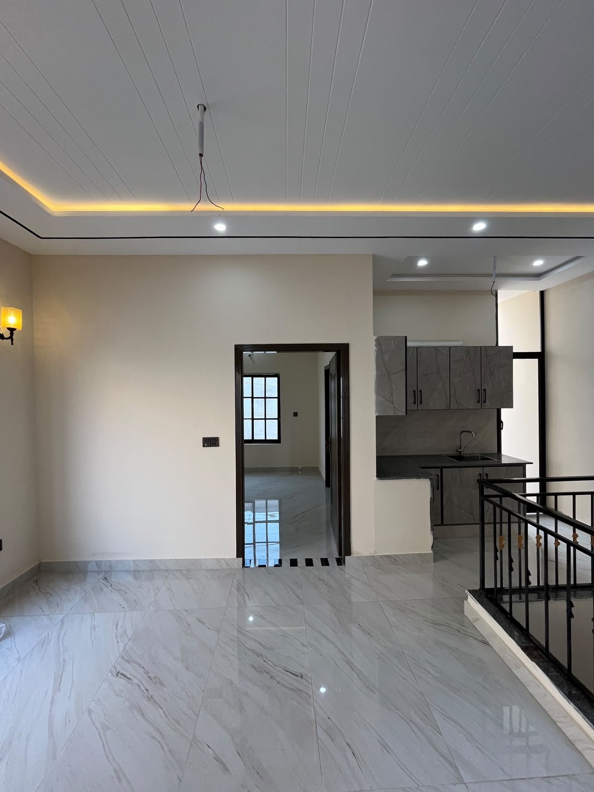 3 Marla House Double Storey for Sale – New Model Town, MPS Road, Multan in MPS Road, Multan photo 9