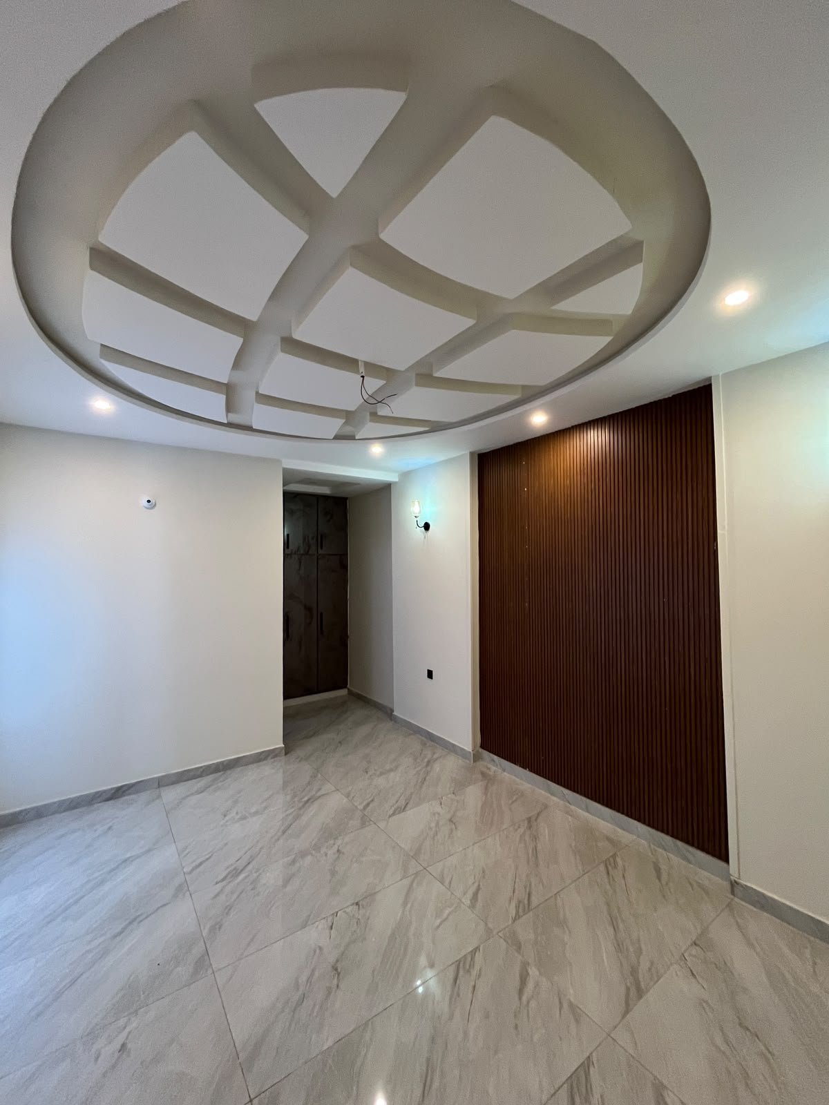 10 Marla House Double Storey for Sale – Shalimar Colony, Near Model Town T Chowk, Multan in Shalimar Colony, Multan photo 3