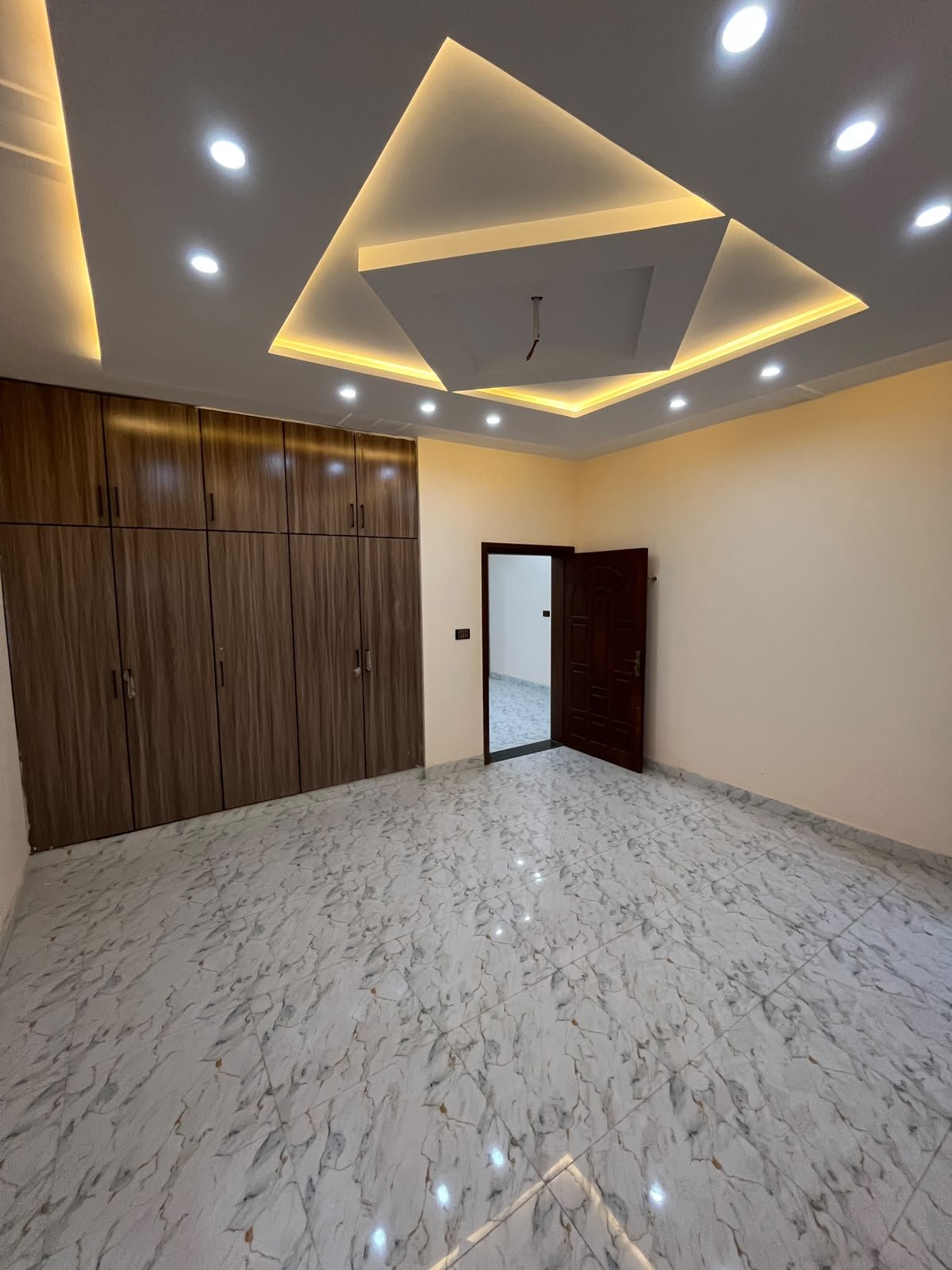 5 Marla House Double Storey for Sale – MPS Road, Opposite Model Town, Multan in MPS Road, Multan photo 4